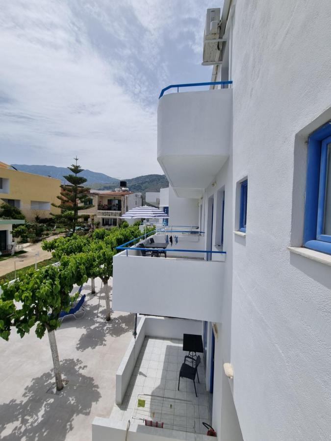 Leonidas Studios & Apartments Джорджополис Екстериор снимка